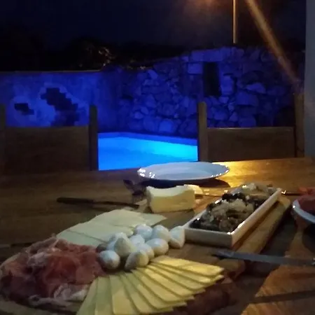 Сasa de vacaciones Olea Malinska